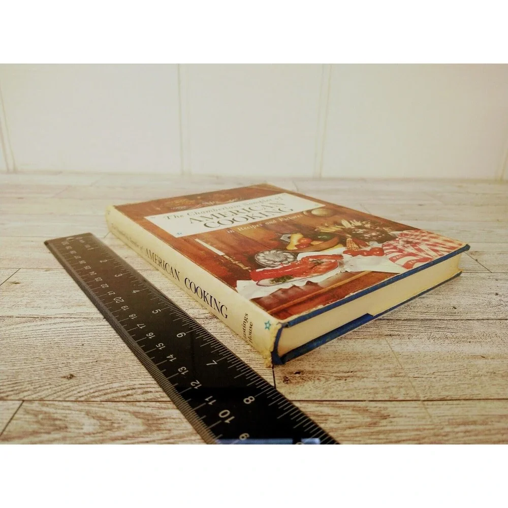 Chamberlain Sampler American Cooking 1961 HCDJ Vintage Cookbook Regional Recipes